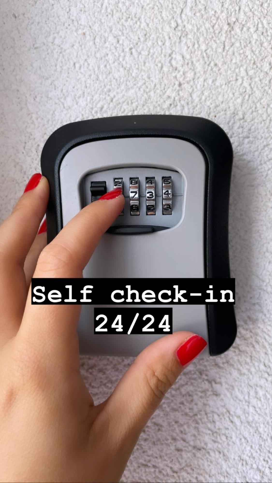 Noah Apartment Self Check-In Otopeni Exterior photo