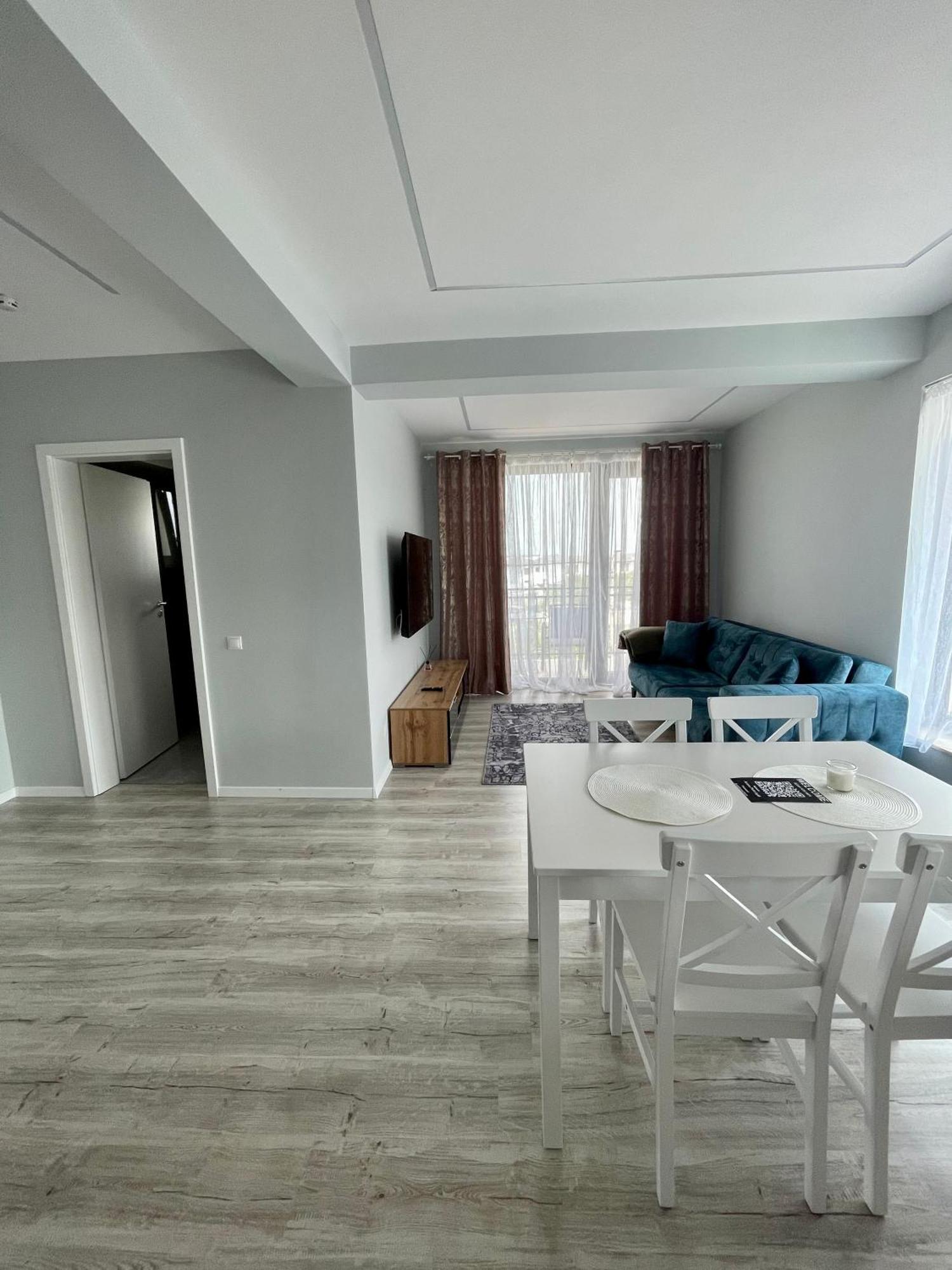 Noah Apartment Self Check-In Otopeni Exterior photo